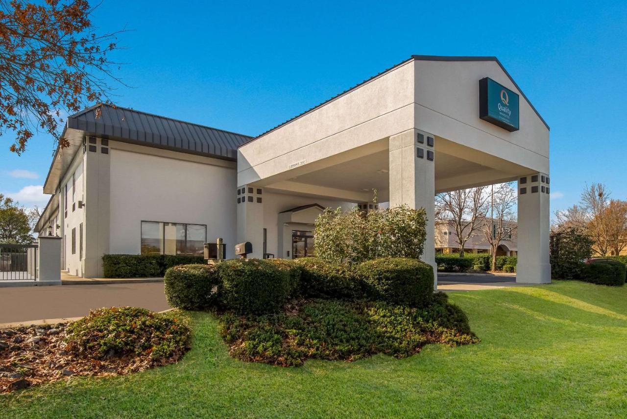 אייקן Quality Inn & Suites מראה חיצוני תמונה