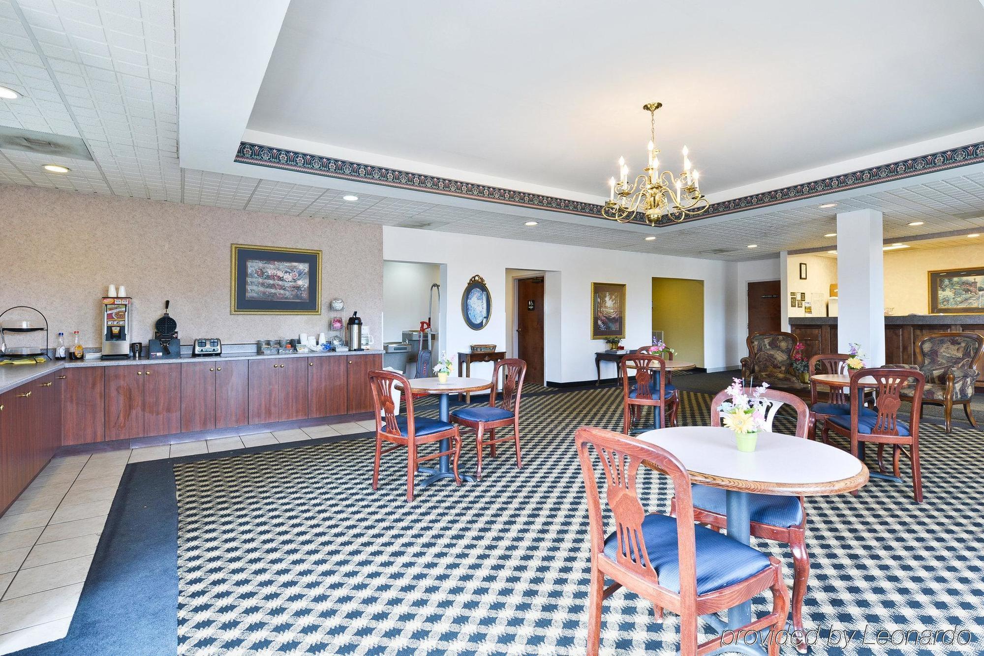 אייקן Quality Inn & Suites מסעדה תמונה